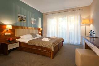 Отель Best Western Hotel Jurata Юрата Стандартный двухместный номер с 2 отдельными кроватями и видом на лес-4